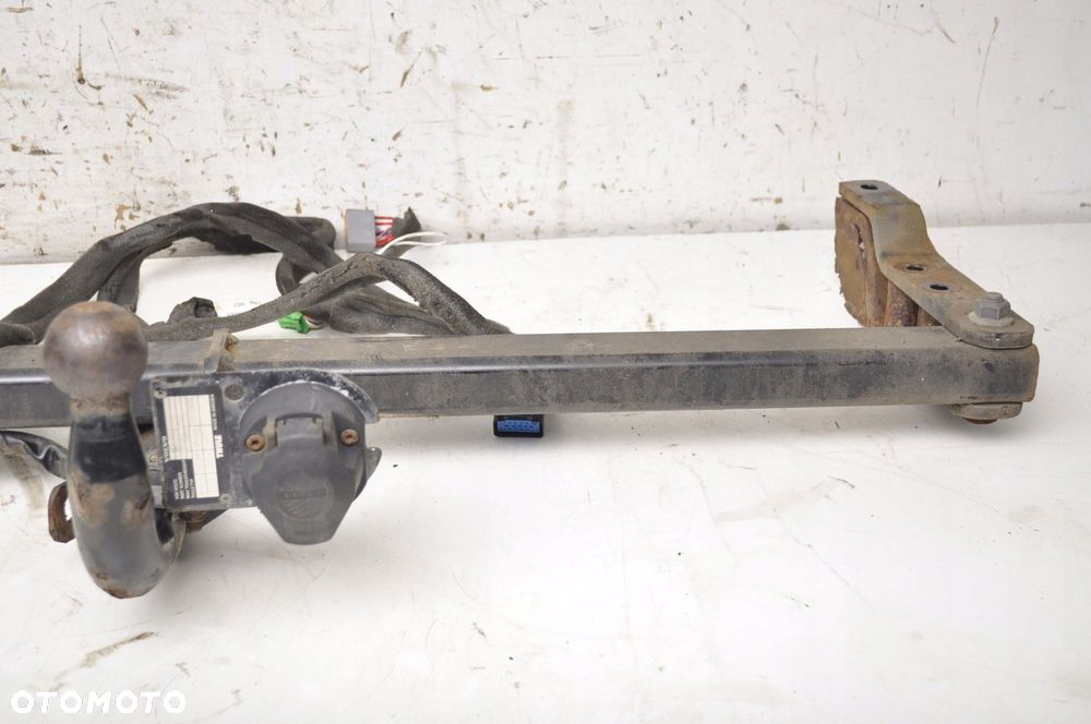 VOLVO V70 II HAK HOLOWNICZY MODUŁ HAKA 30664652 30682095 - 4