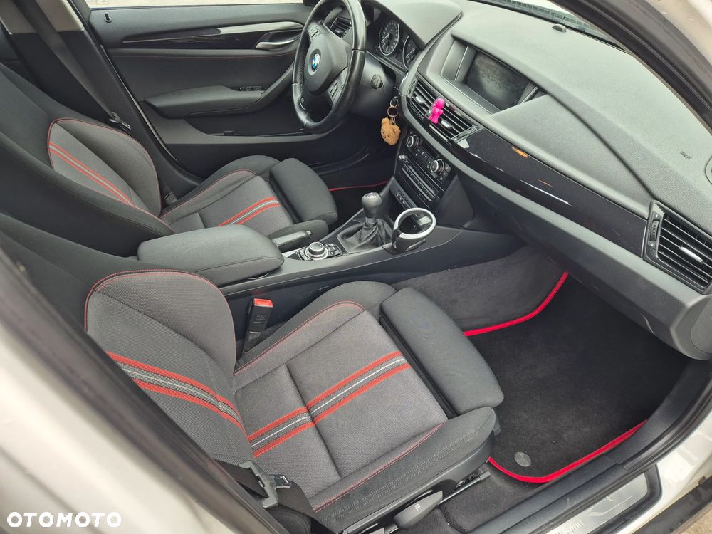 BMW X1 sDrive18d xLine - 6