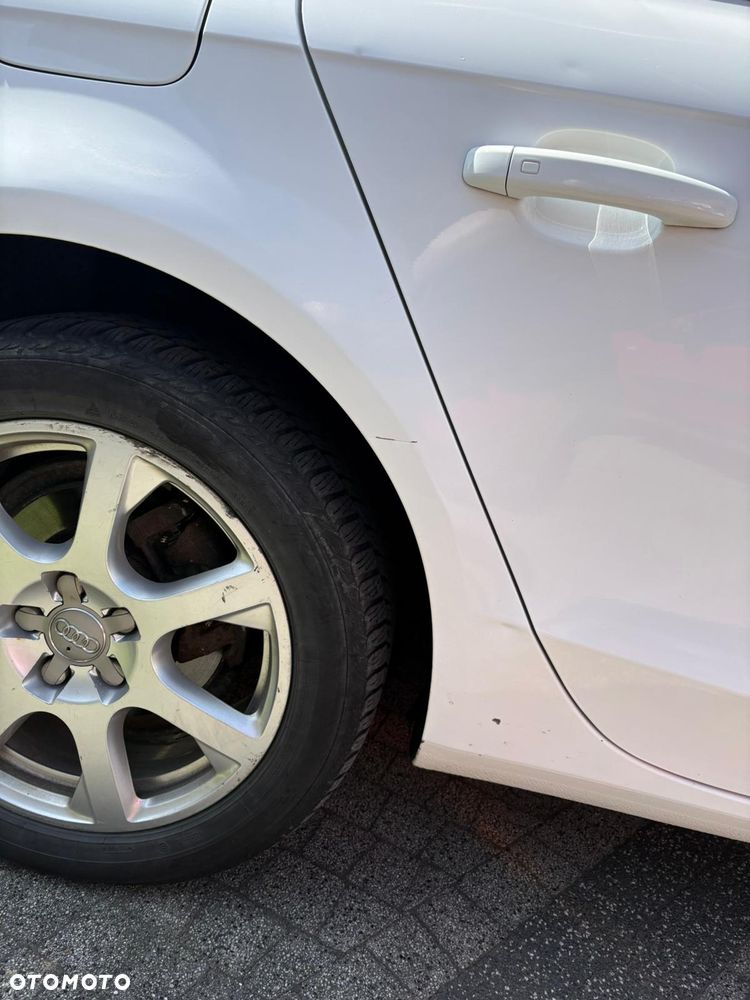 Audi A4 Avant 2.0 TDI Quattro - 9