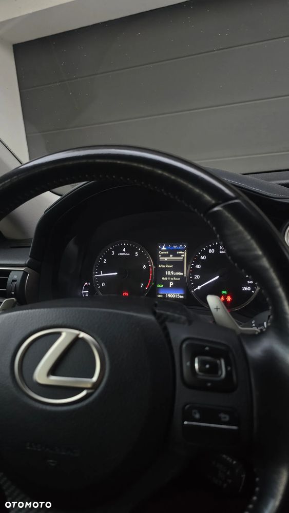 Lexus IS 200t / 300 Elegance - 10