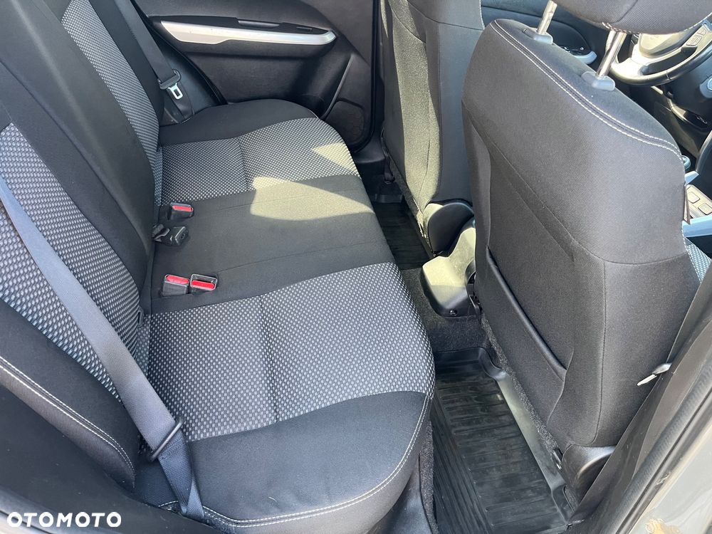 Suzuki Vitara 1.6 (4x4) Allgrip Comfort+ - 14