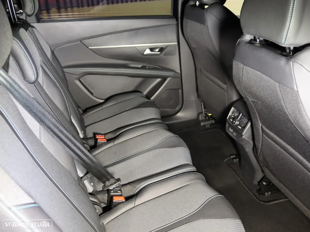 Peugeot 5008 1.5 BlueHDi Allure Pack EAT8 - 14