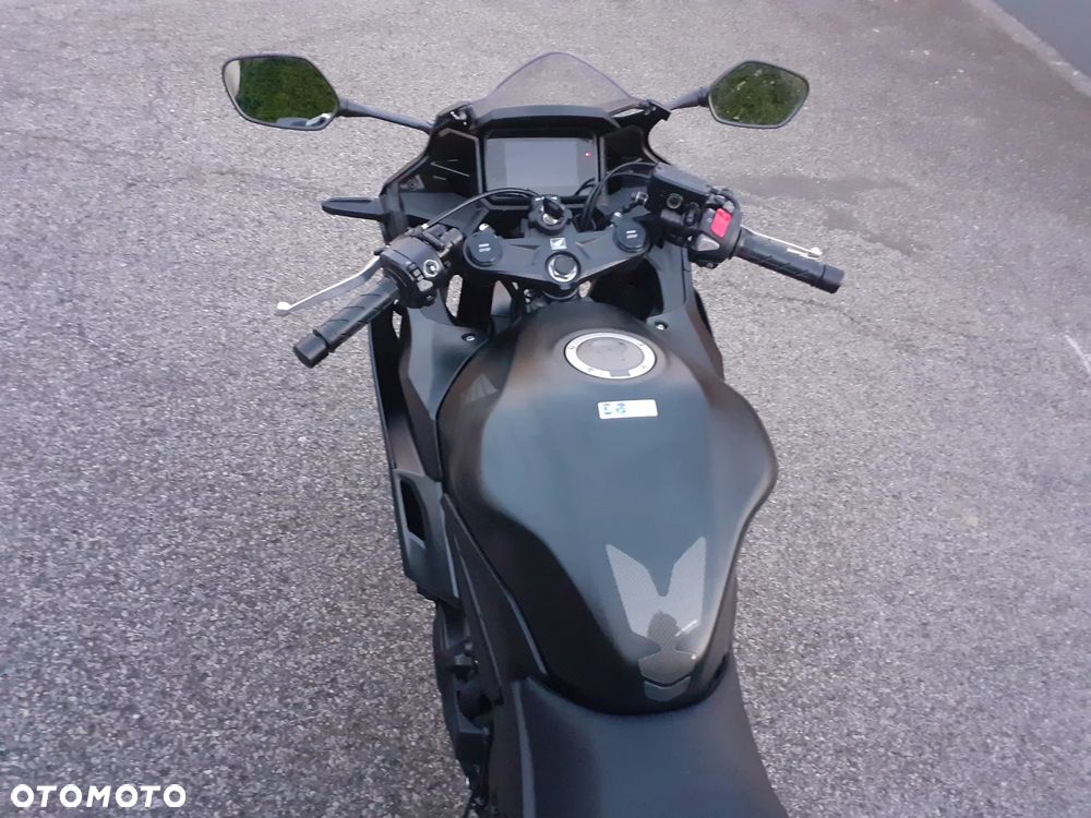 Honda CBR - 39