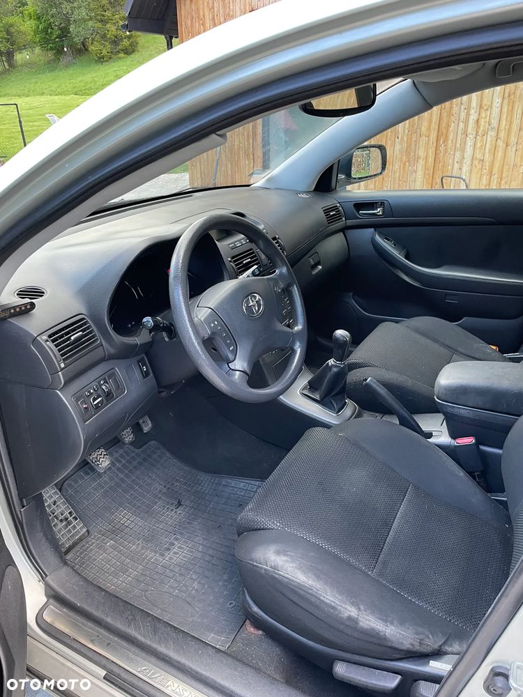 Toyota Avensis 2.0 VVT-i Sol plus - 7