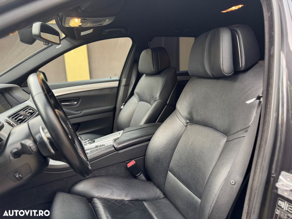 BMW Seria 5 530d xDrive - 7