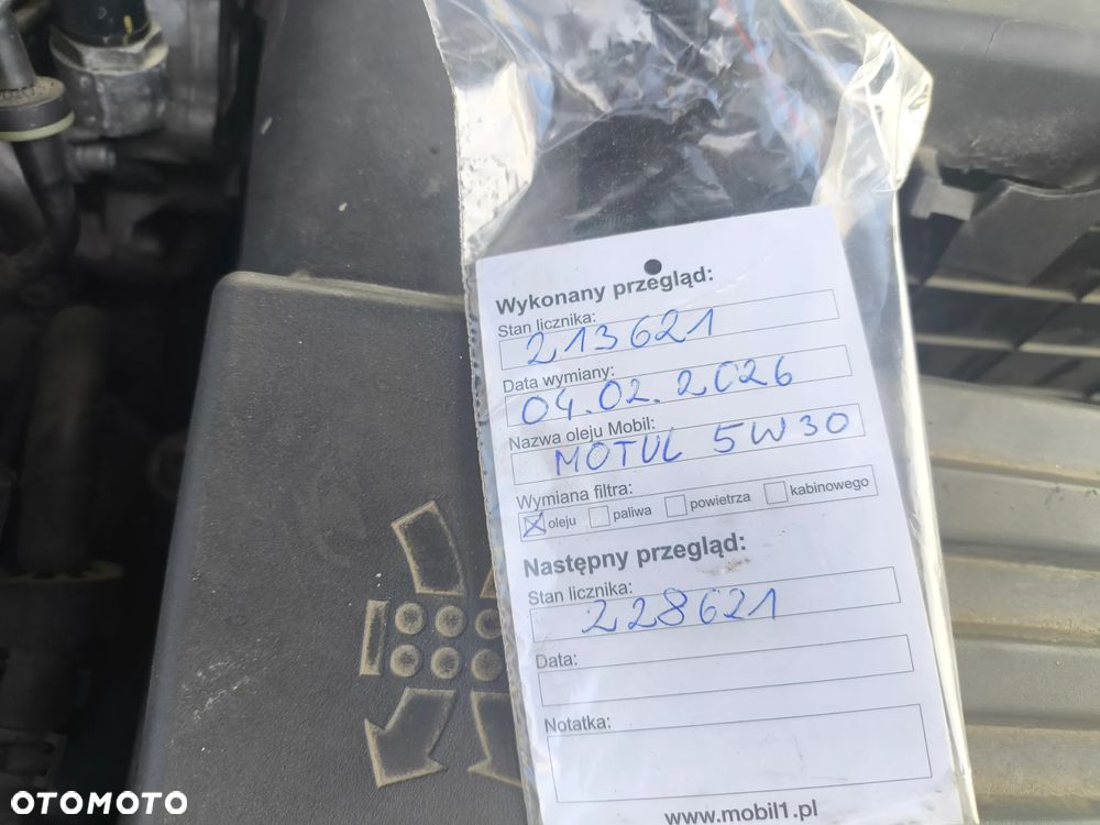 Volkswagen Passat 2.0 TDI DSG Comfortline - 4