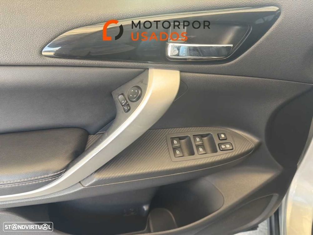 Mitsubishi Eclipse Cross 2.4 PHEV Black Edition - 13