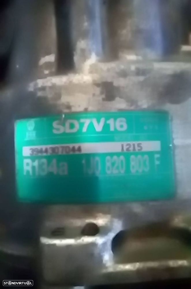 Compressor Do Ar Condicionado Volkswagen Polo Classic (6V2) - 2