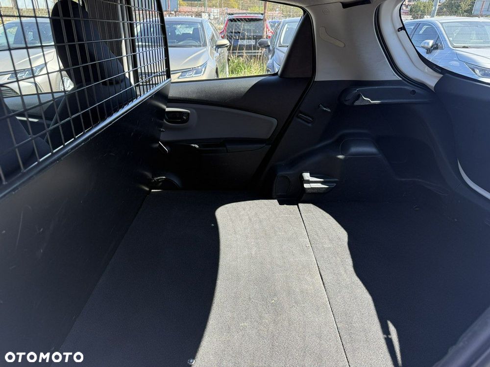 Toyota Yaris 1.5 Active - 30