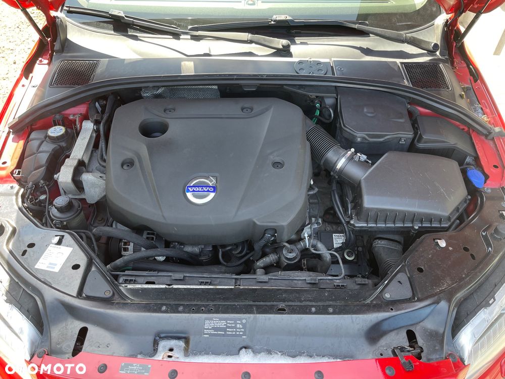 Volvo V70 D4 Geartronic Momentum - 18