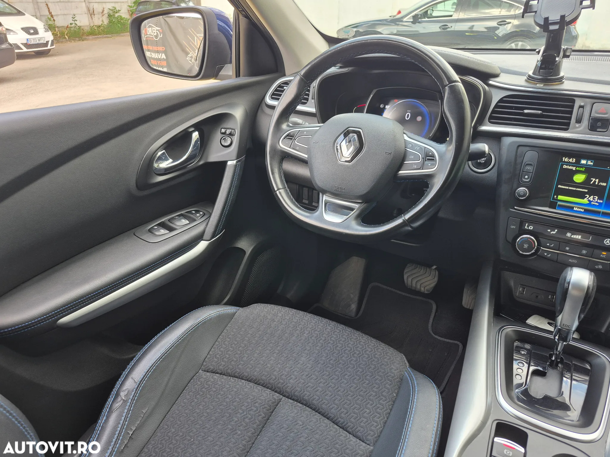 Renault Kadjar BLUE dCi 115 EDC BOSE EDITION - 4