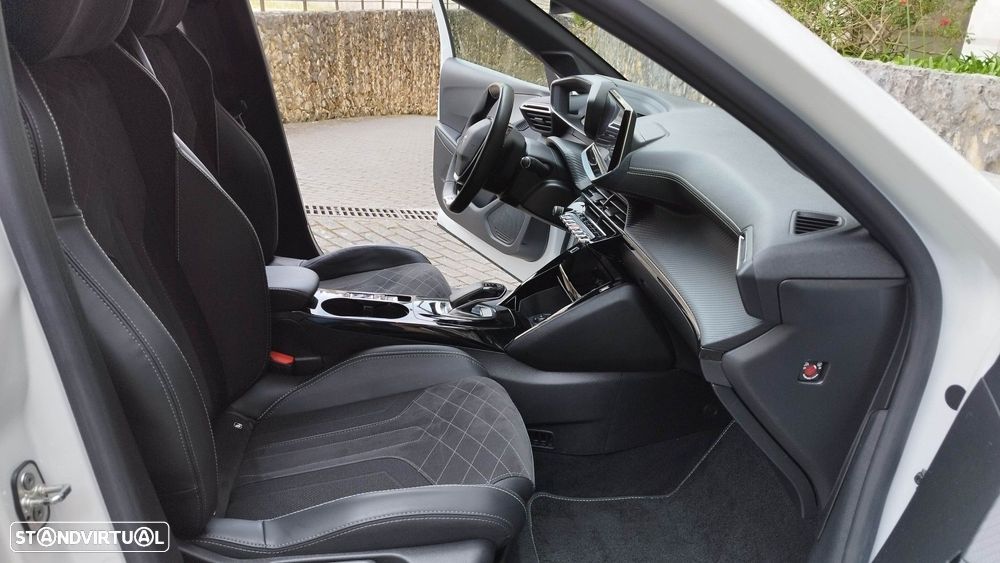 Peugeot e-208 50 kWh GT - 21