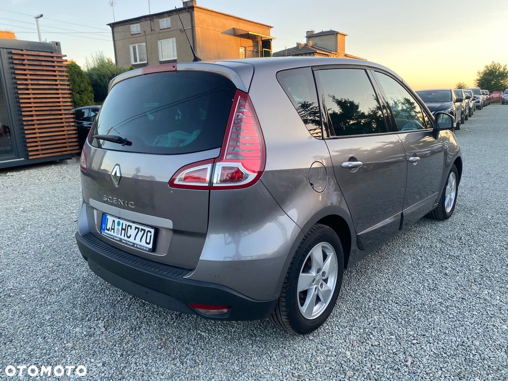 Renault Scenic 1.6 16V 110 Dynamique - 6