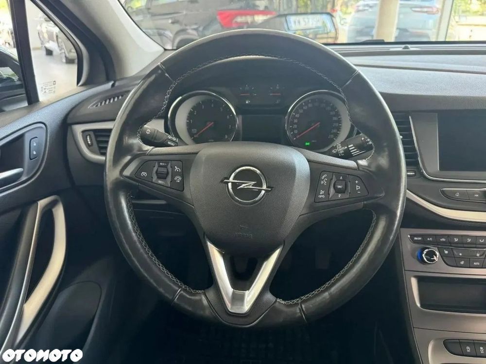 Opel Astra 1.2 T Elegance S&S - 18