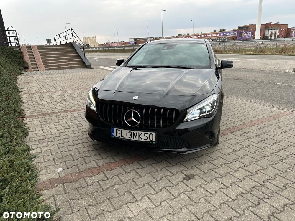 Mercedes-Benz CLA 220 d 7G-DCT - 10