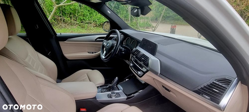 BMW X3 xDrive30i Luxury Line sport - 8