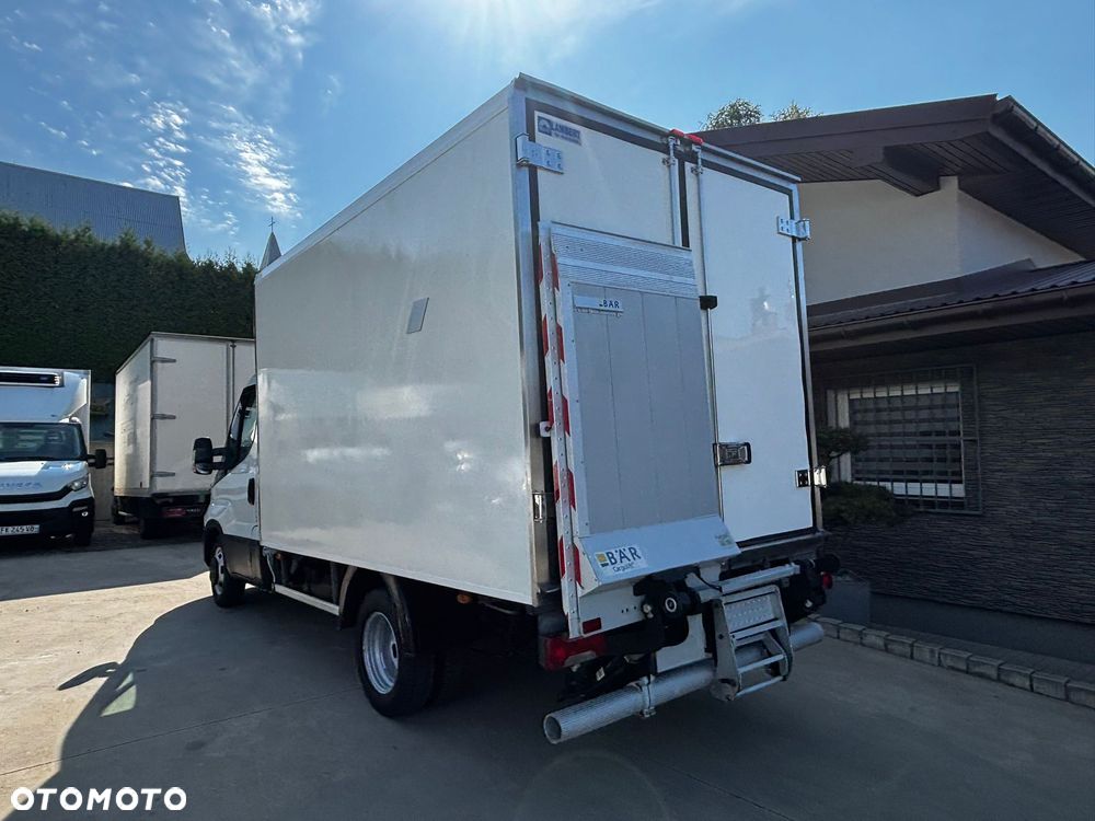 Iveco 35C15 Chłodnia Mroźnia z windą 750 kg 3.0 HPI - 4