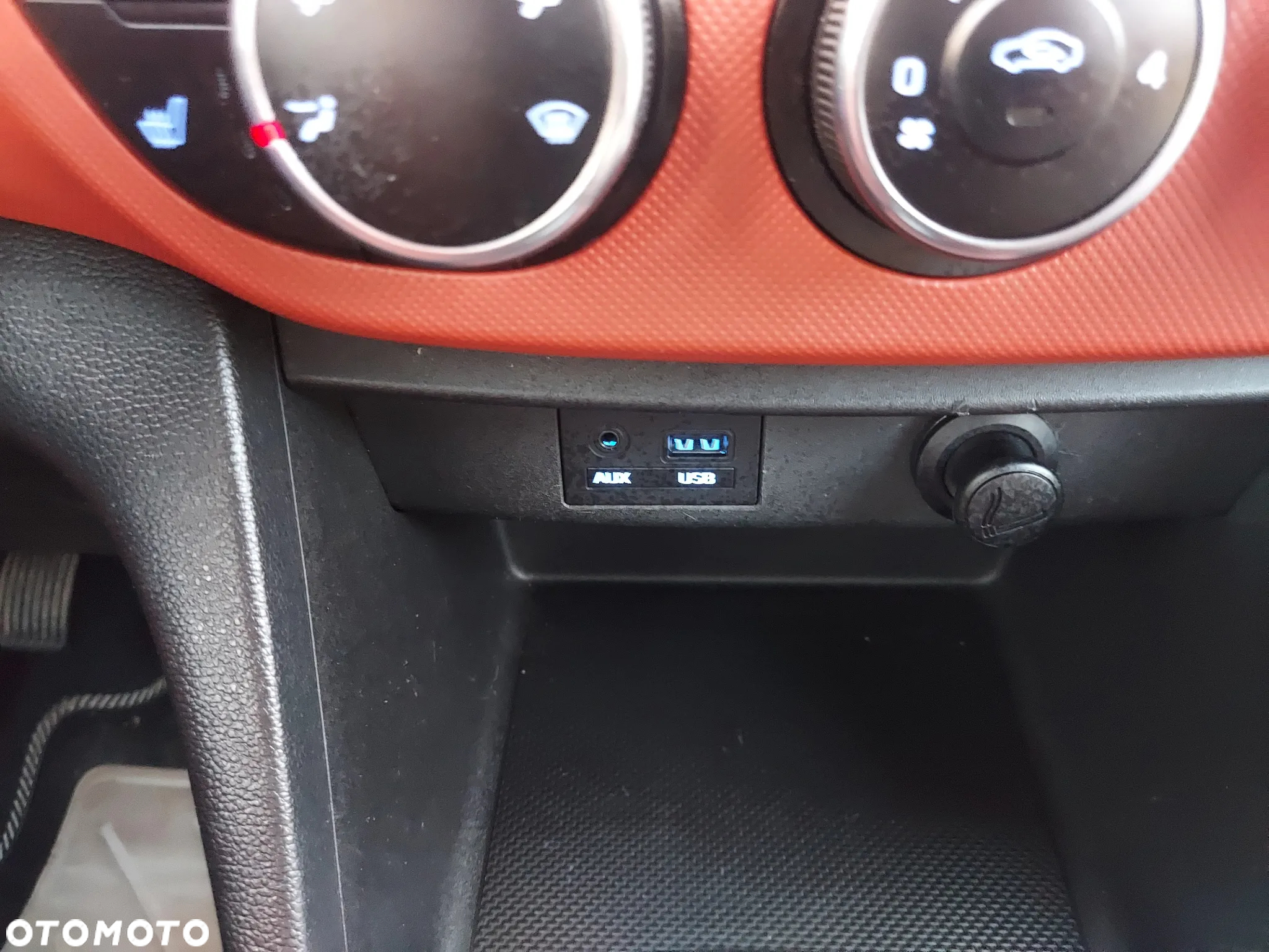 Hyundai i10 1.2 Intro Edition - 25