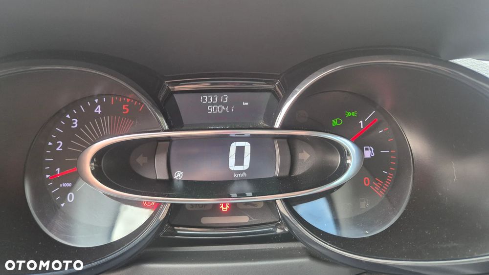 Renault Clio - 16