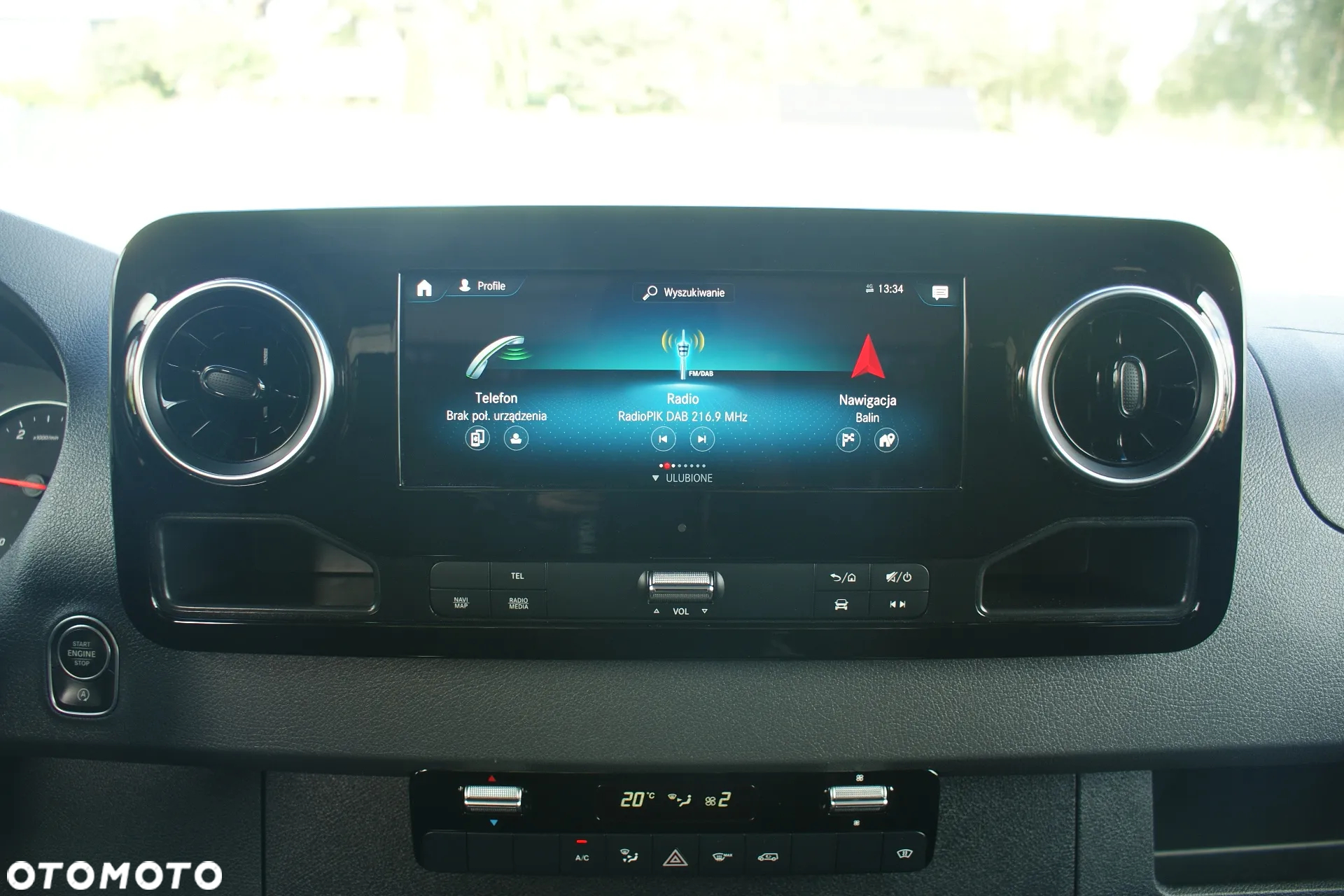 Mercedes-Benz Sprinter - 12