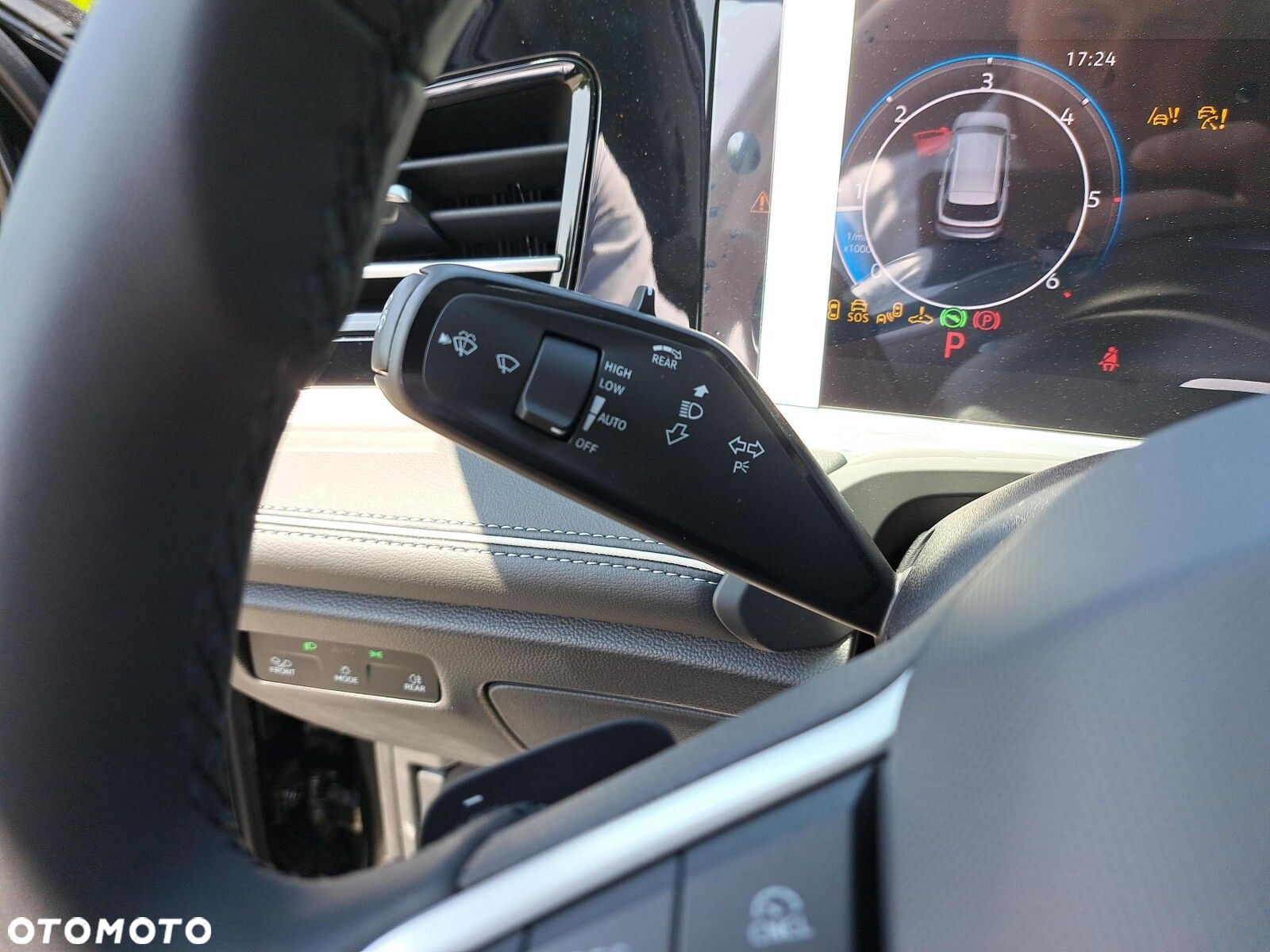 Volkswagen Passat 2.0 TDI SCR Elegance DSG - 21