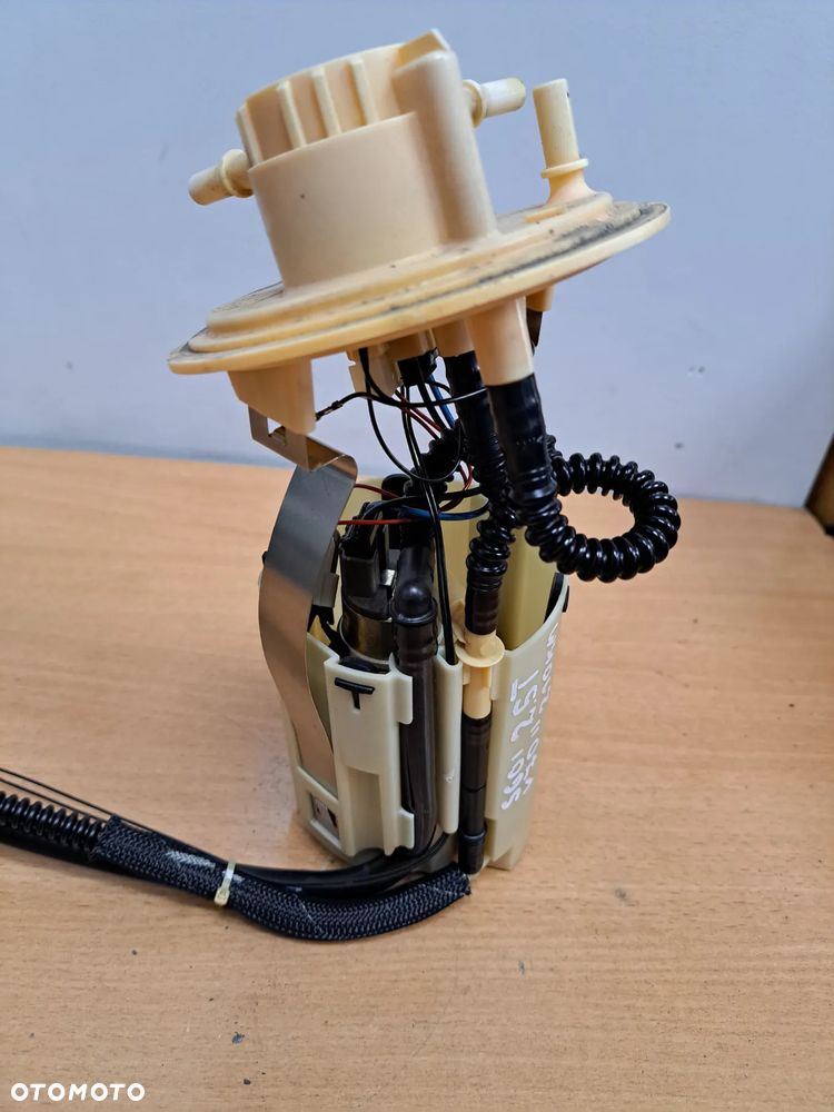 POMPA PALIWA VOLVO S60 V70  XC70 2.5T 2.4T 2.3T5 2.0T 30792851 - 2