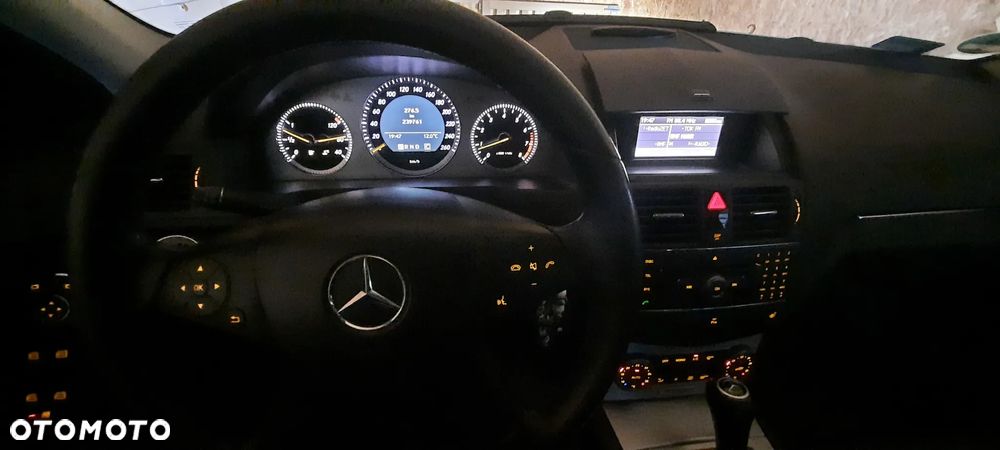 Mercedes-Benz Klasa C - 8
