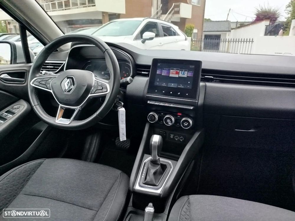 Renault Clio 1.6 E-Tech Full Hybrid Techno - 28