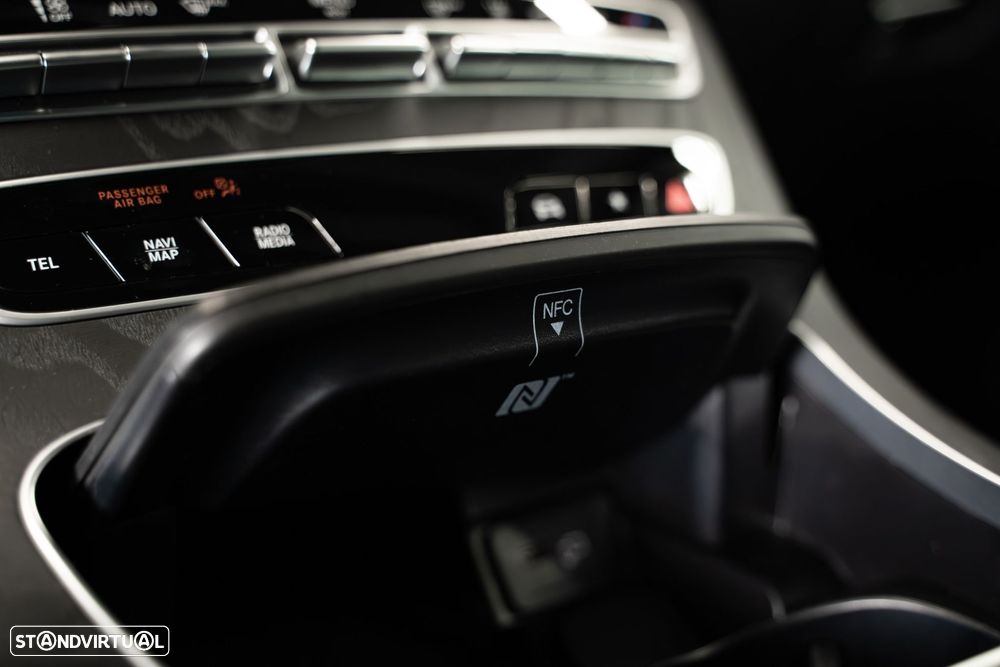 Mercedes-Benz E 300 - 37