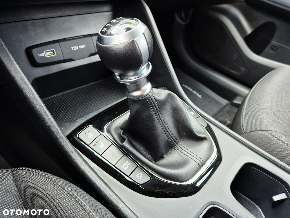 Hyundai Tucson 1.6 T-GDi Modern 2WD - 26