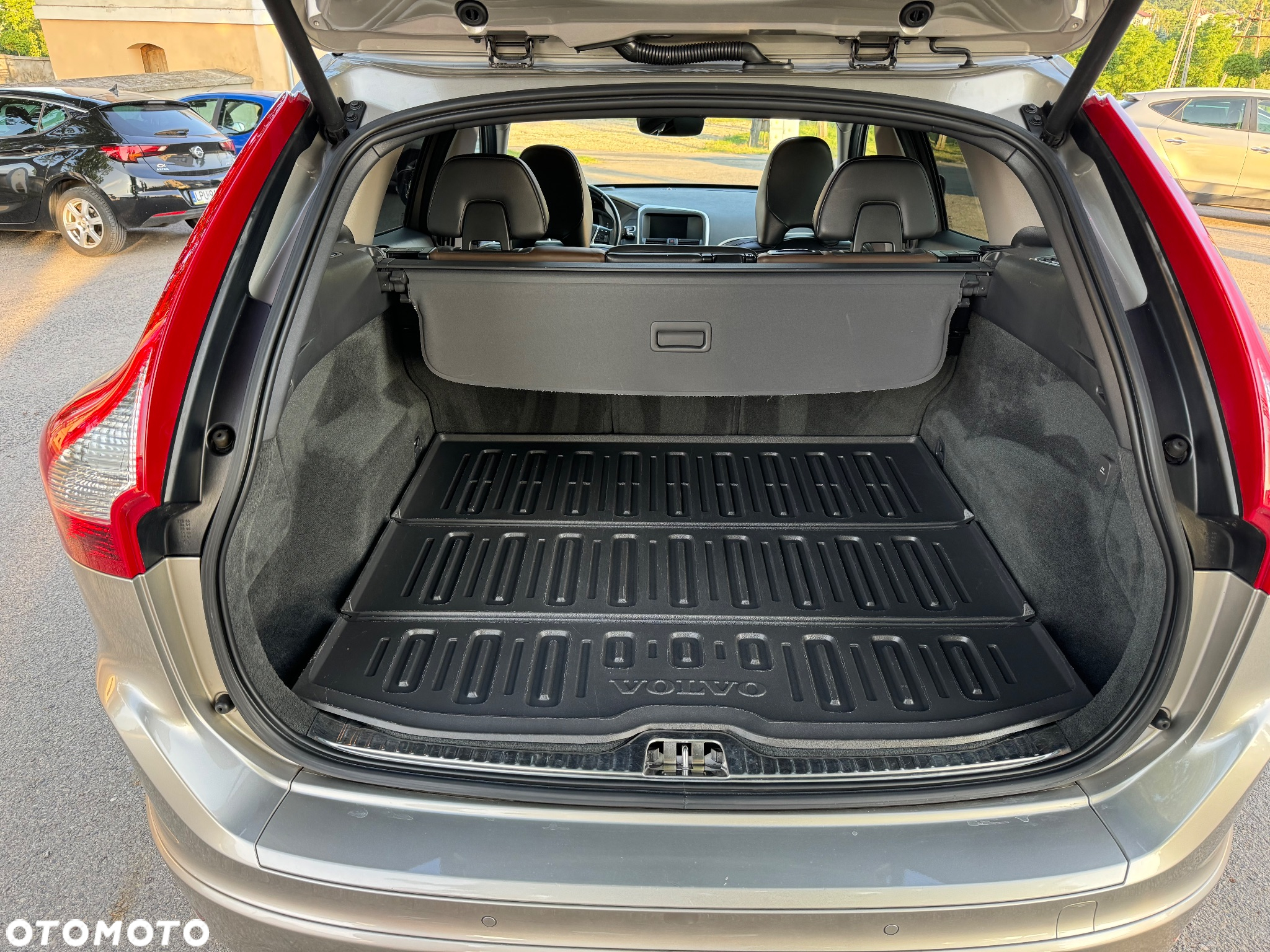 Volvo XC 60 D4 Geartronic Summum - 28