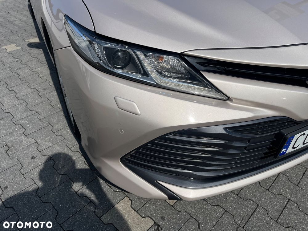 Toyota Camry 2.5 Hybrid Comfort CVT - 14