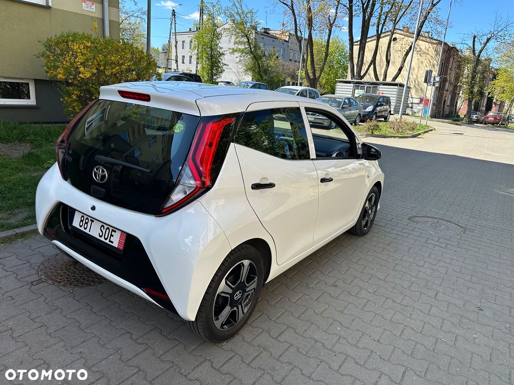 Toyota Aygo x-clusive Style Selection - 5