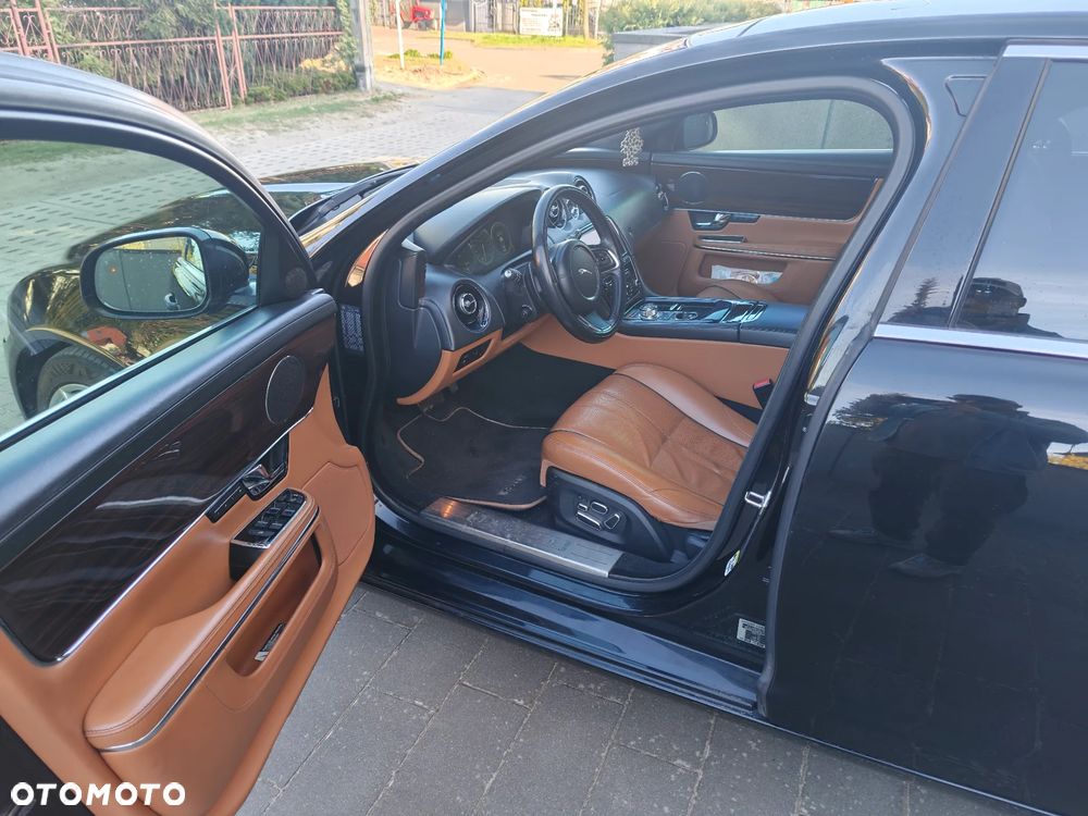 Jaguar XJ 3.0 D V6 Portfolio - 9