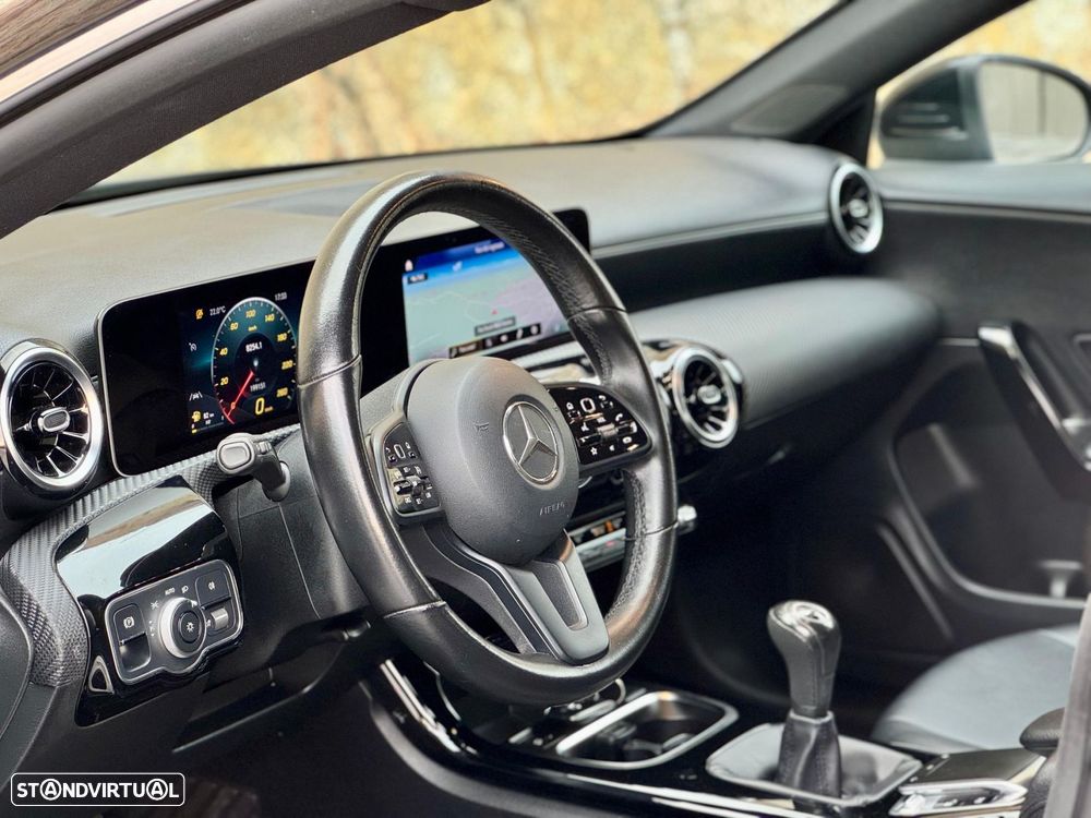 Mercedes-Benz CLA 180 d Shooting Brake Urban - 27