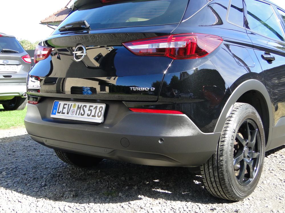 Opel Grandland X 1.6 D Start/Stop Business Edition - 10