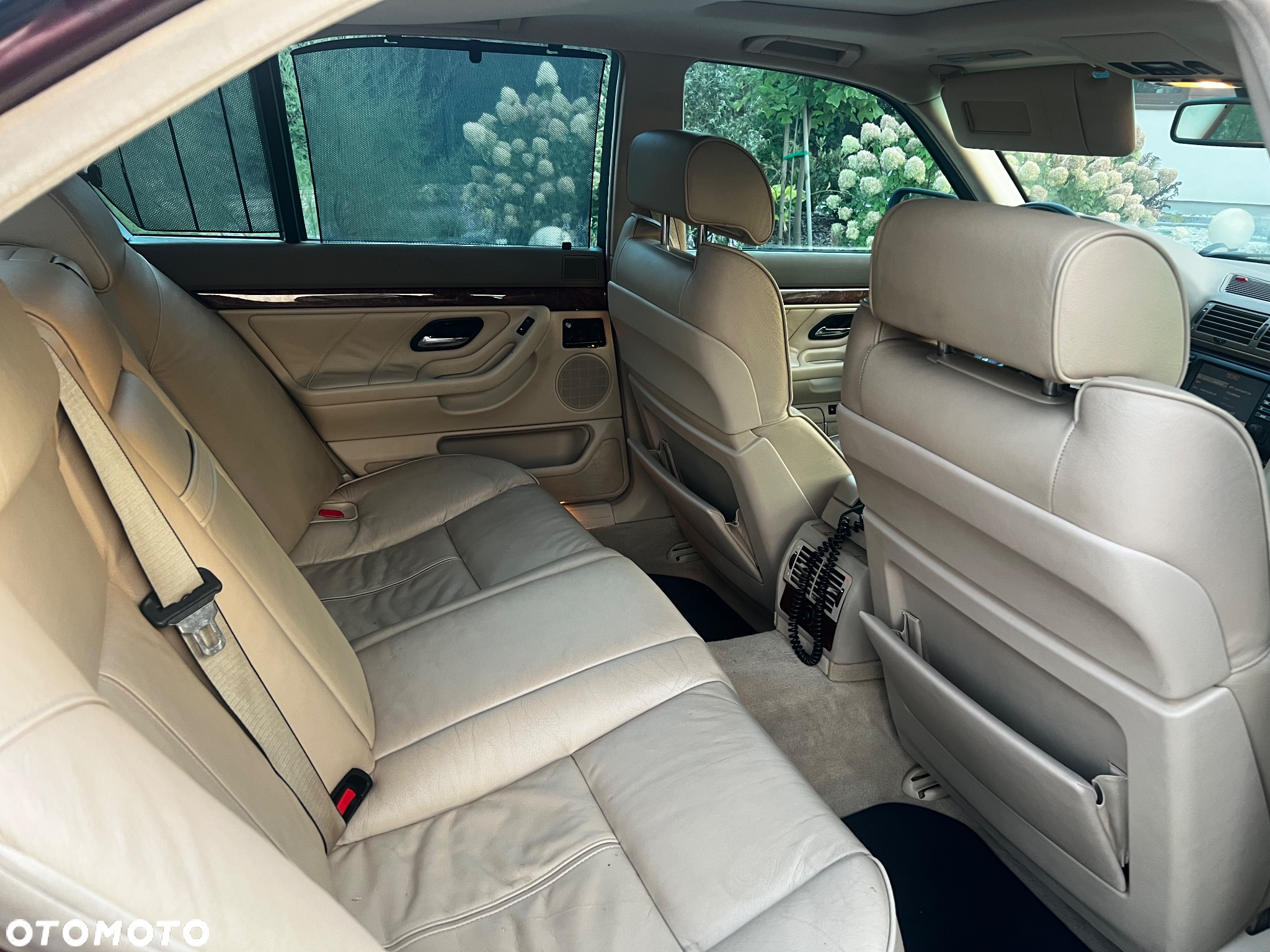 BMW Seria 7 - 12