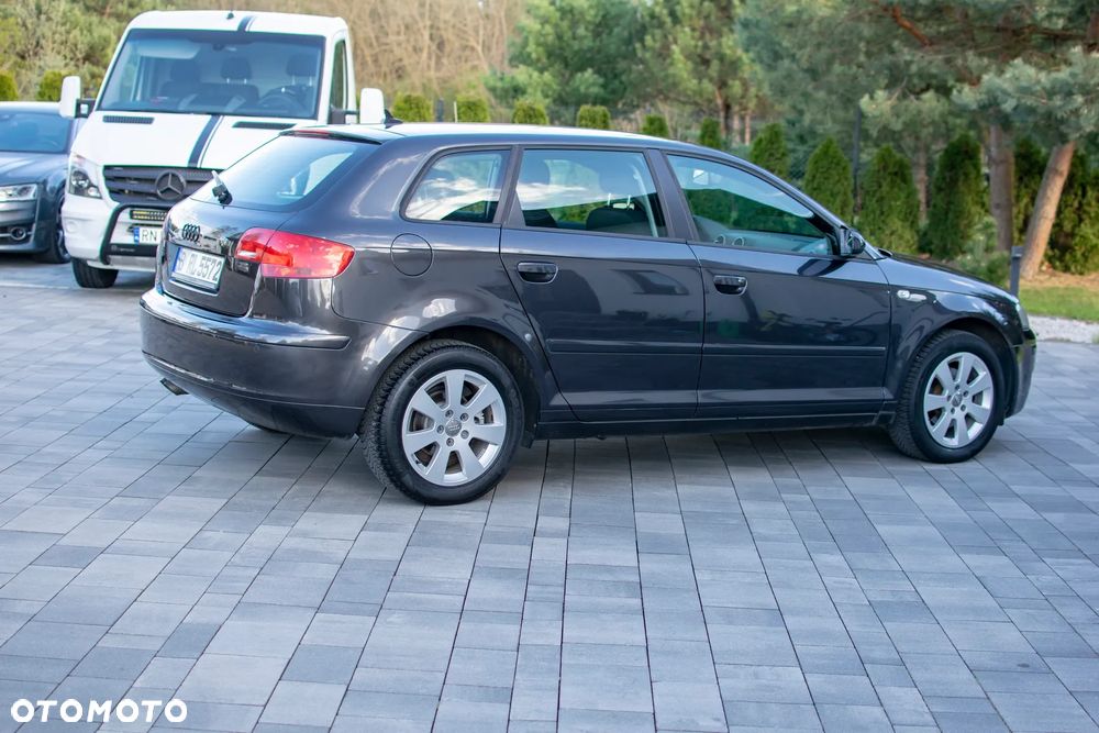 Audi A3 Sportback - 18