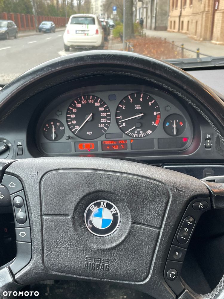 BMW Seria 5 - 22