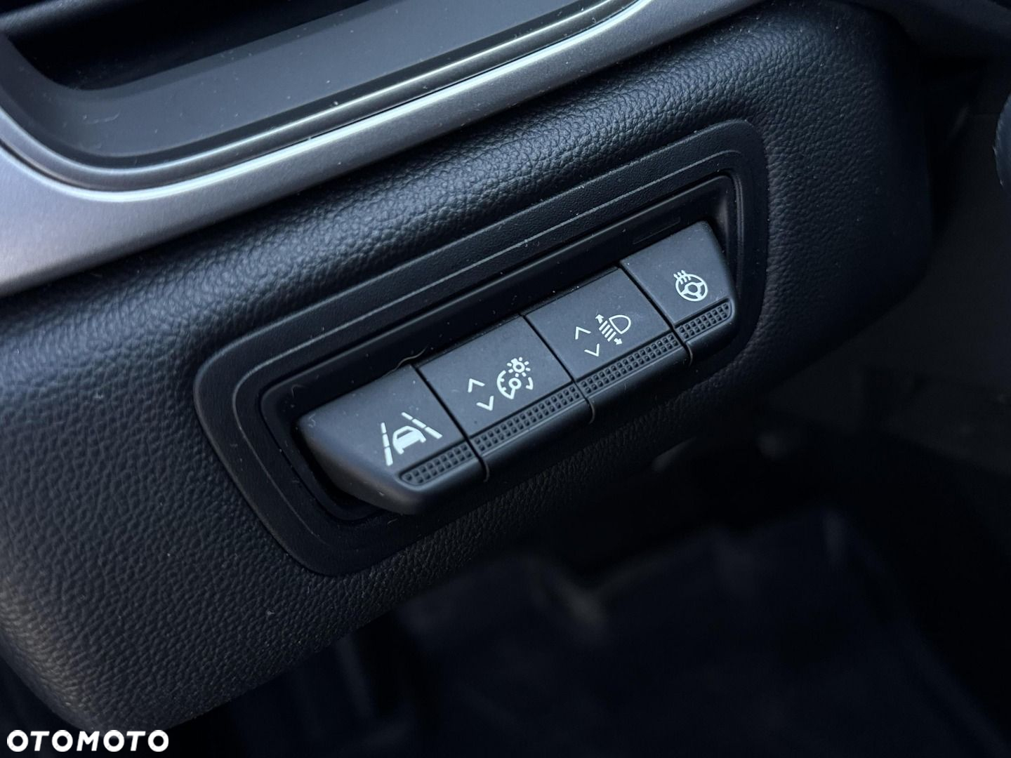 Renault Captur - 26