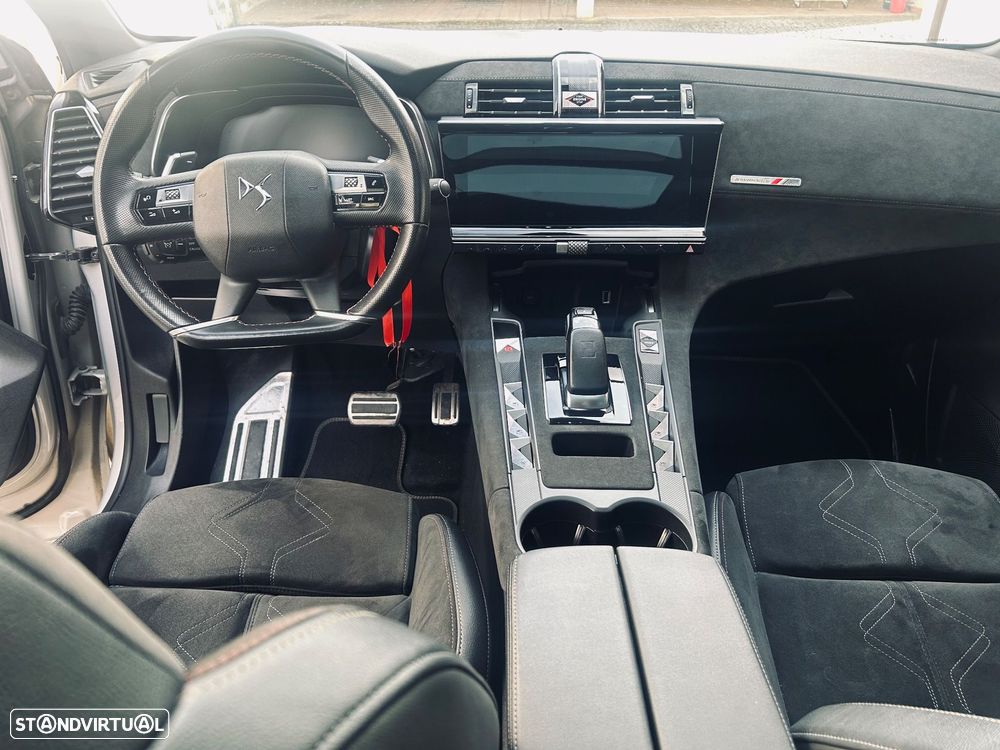 DS DS7 Crossback E-Tense Performance Line+ EAT8 - 8