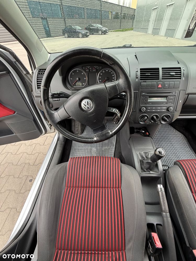 Volkswagen Polo 1.9 TDI Q-Line - 32