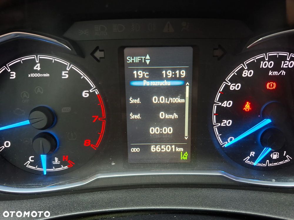 Toyota Yaris - 11