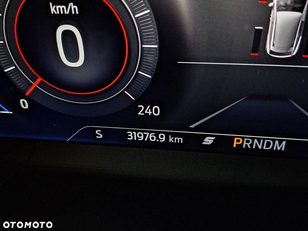 Ford Kuga 2.0 EcoBlue AWD ST-Line - 28