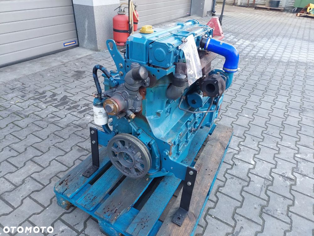 Silnik spalinowy DEUTZ BF4M1013 BF 4M 1013 Volvo Penta TD 520 GE 4-CYLINDROWY TURBO Atlas Liebherr Hamm - 5