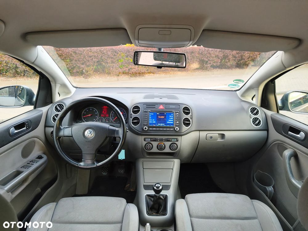 Volkswagen Golf 1.6 Sportline - 24