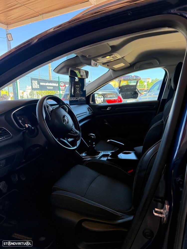Renault Mégane BLUE dCi 115 BUSINESS EDITION - 11