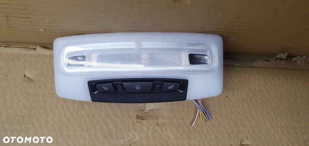 Lampka oświetlenie kabiny podsufitki BMW 3 F30 - 2