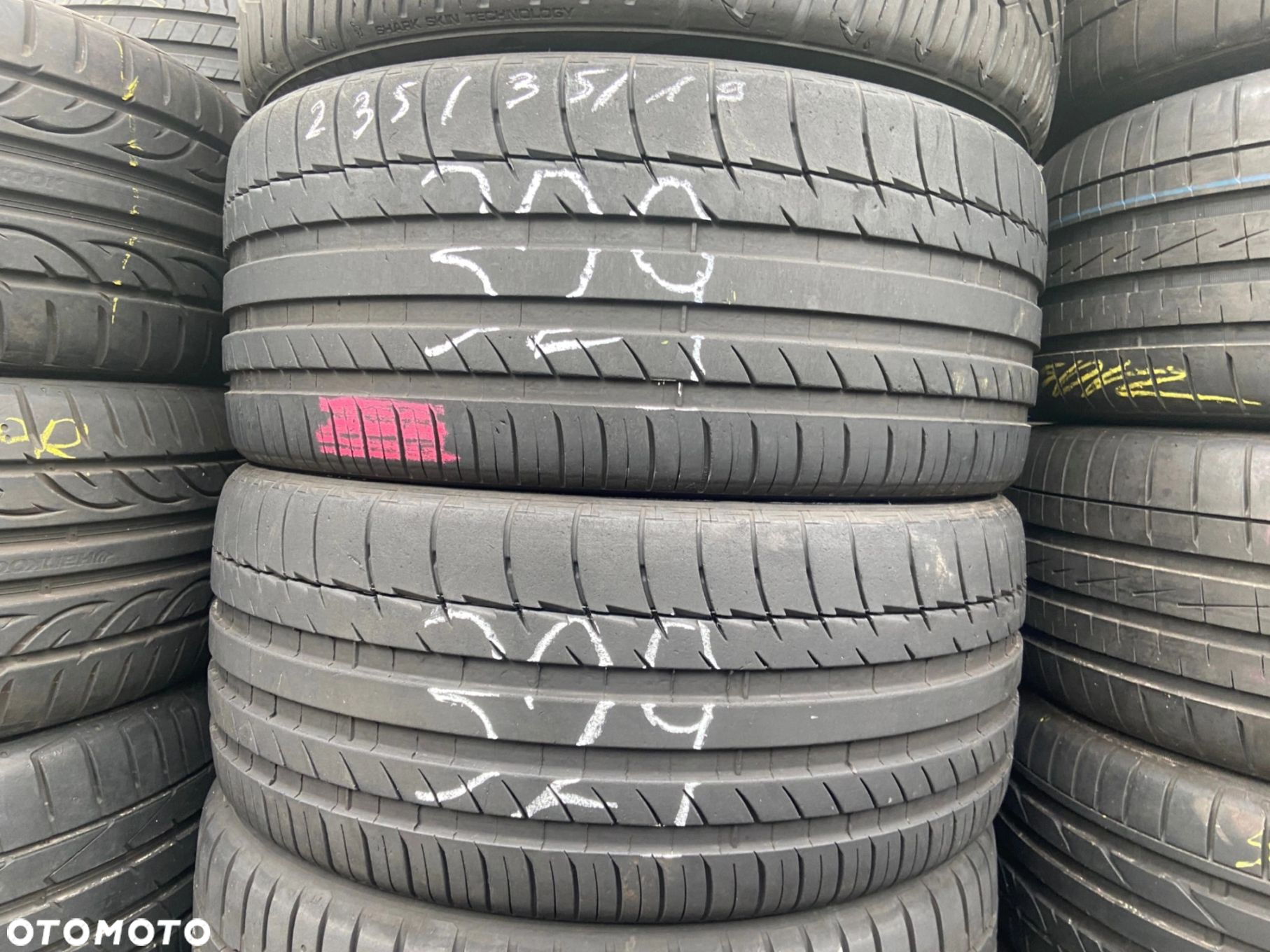 235/35/19 Michelin Pilot Sport_5mm_2szt_(329) - 2