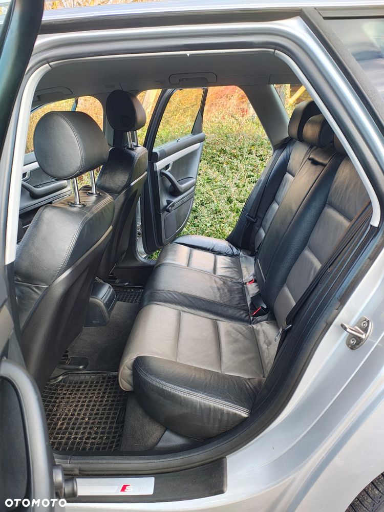 Audi A4 Avant 2.0 TDI DPF multitronic - 16